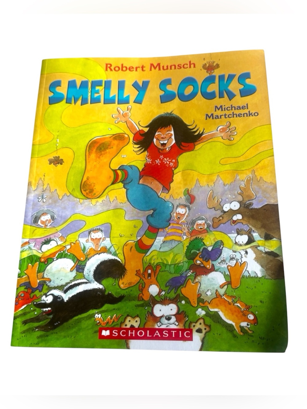 ROBERT MUNSCH Smelly Socks Paperback Children’s Picture Book Storybook